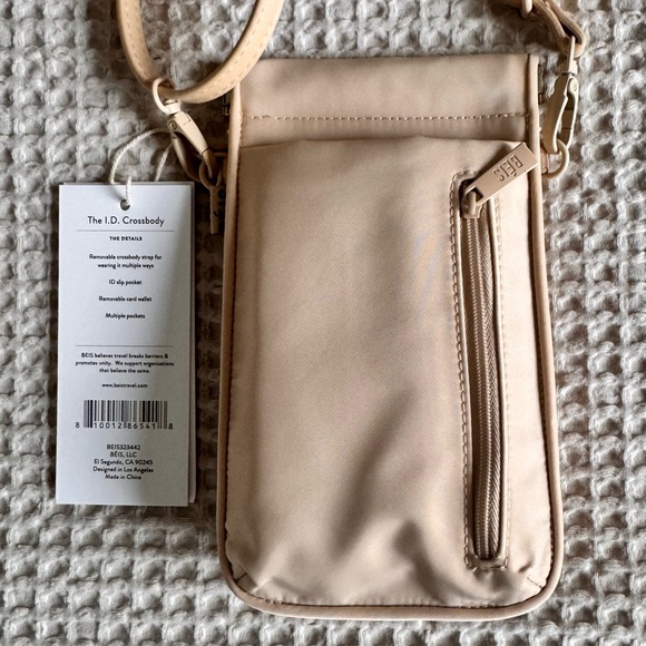 NWT BÉIS ID Crossbody - Picture 3 of 9